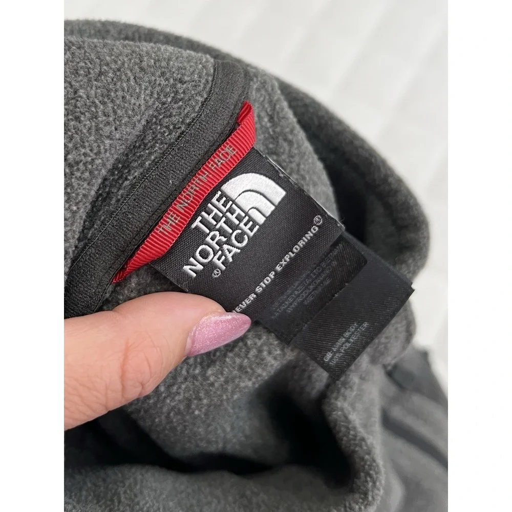 The North Face Men's M Gray Polartec Fleece 1/4 Zip‎ Pullover Lightweight Jacket